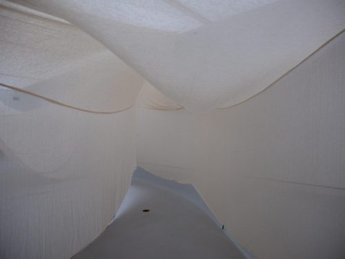 Tunnel (2024) von Reto Pulver Kunsthalle Mainz. Foto: Ulla Blohberger